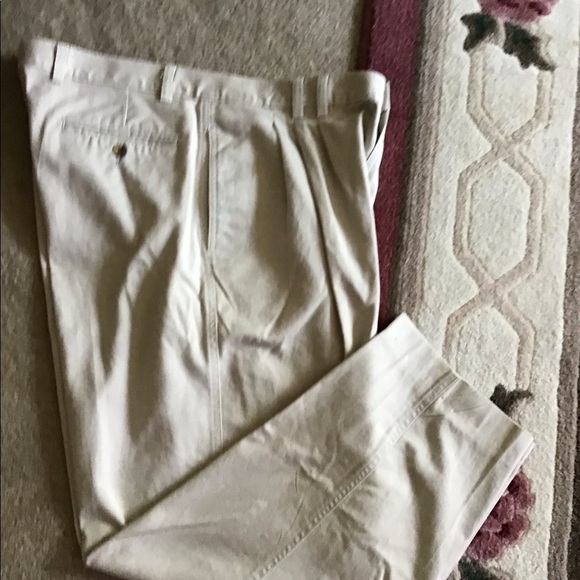 City Streets pants beige size 36/32 4 pockets belt loops machine washable - Picture 2 of 8